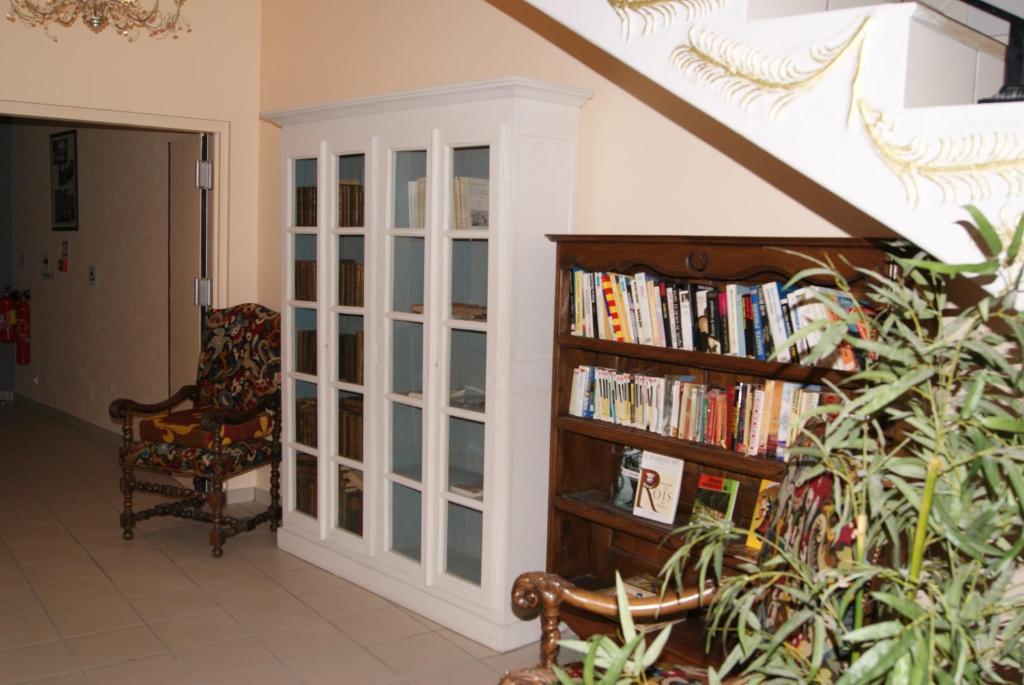 Logis Hotel & Restaurant Du Chemin Des Dames Corbeny Εξωτερικό φωτογραφία