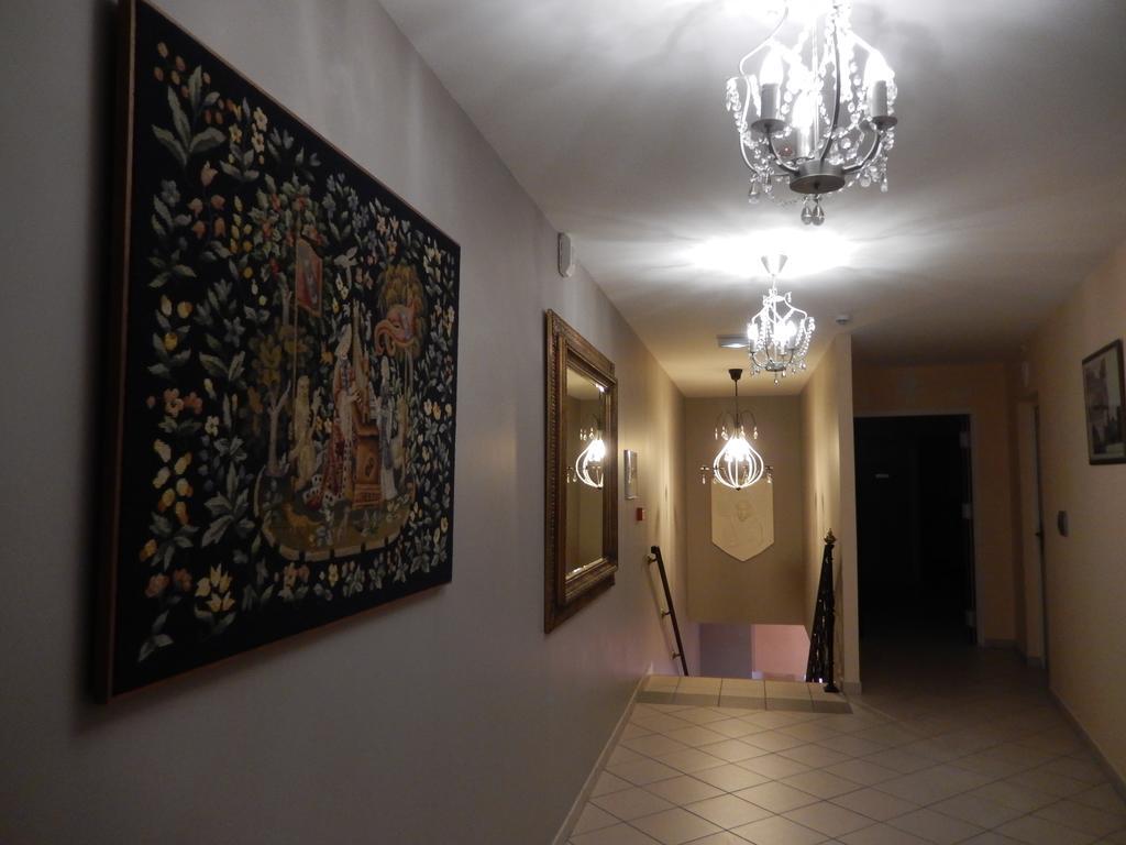 Logis Hotel & Restaurant Du Chemin Des Dames Corbeny Εξωτερικό φωτογραφία