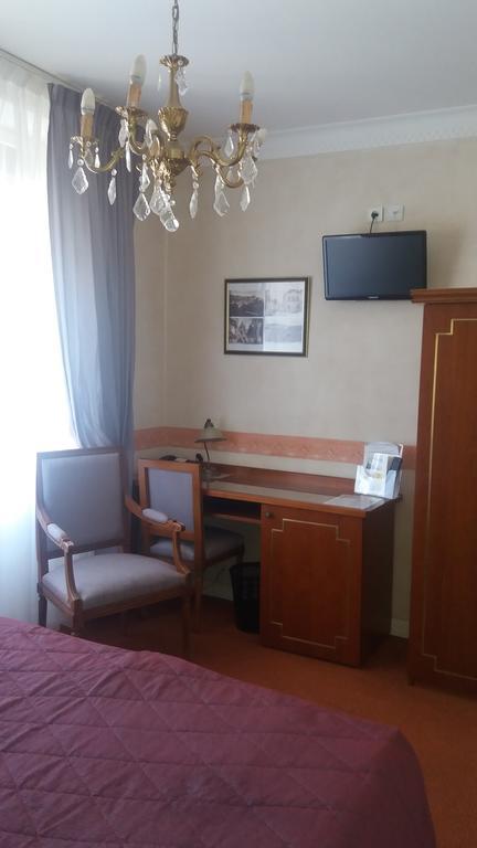Logis Hotel & Restaurant Du Chemin Des Dames Corbeny Εξωτερικό φωτογραφία